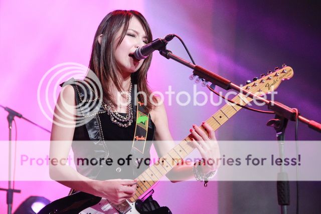 [Malaysia] SCANDAL Live in Malaysia 2012 - Page 4 JapanFemaleBandSCANDALSpecialConcertMalaysiaKLLive10